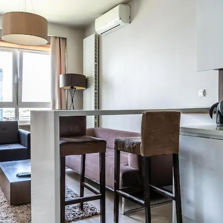 Apartment Platinum Tower - Center - Golden
