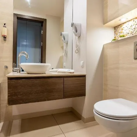 Platinum Tower - Center - Golden Apartment Warsaw