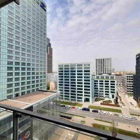 Apartment Platinum Tower - Center - Golden